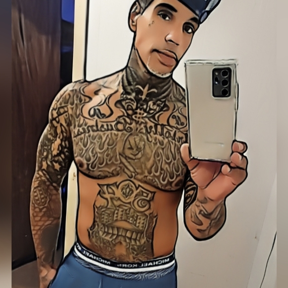 Meet your Posher, Nick - Picture 2 of 4